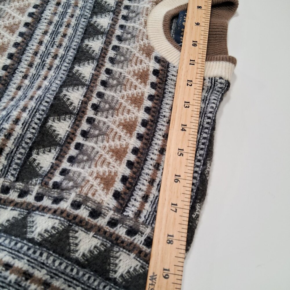 Vintage Tundra Canada Sweater - Picture 6 of 9